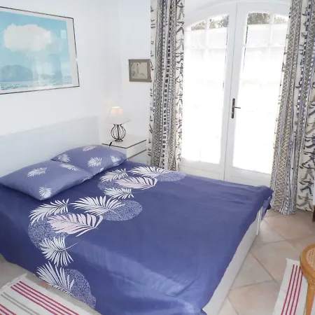 342 M2 Classee 4 Etoiles Sur 1 Ha - Provence